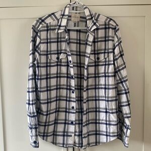 Men medium flannel shirt